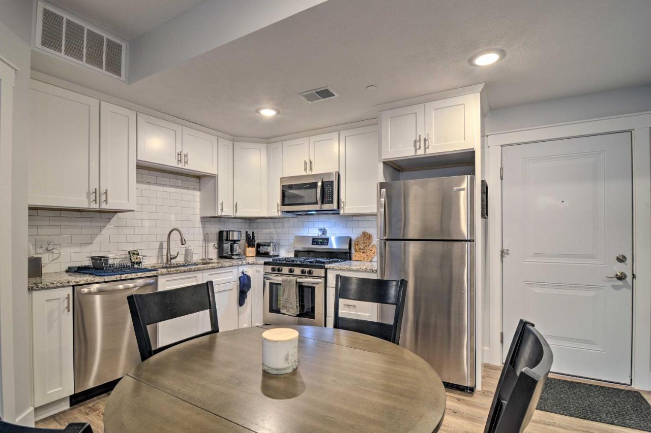 Modern Traverse City Condo About 1 Mi To Bay! Luaran gambar